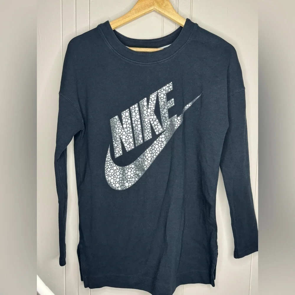 Nike Black Long Sleeve Top (Small)